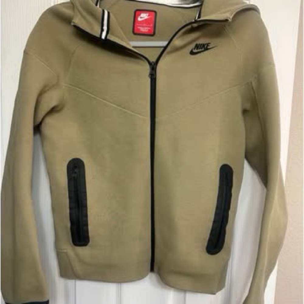 Nike Tech olive Full Zip L Boys